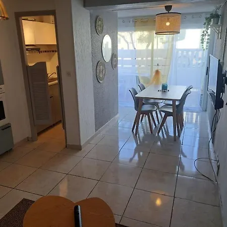 Le Bosquet, Superbe Rez De Jardin, Parking, Clim,650m Grau D'agde * Le Grau-d'Agde