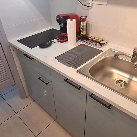 Apartment Le Bosquet, Superbe Rez De Jardin, Parking, Clim,650m Grau D'agde Le Grau-d'Agde