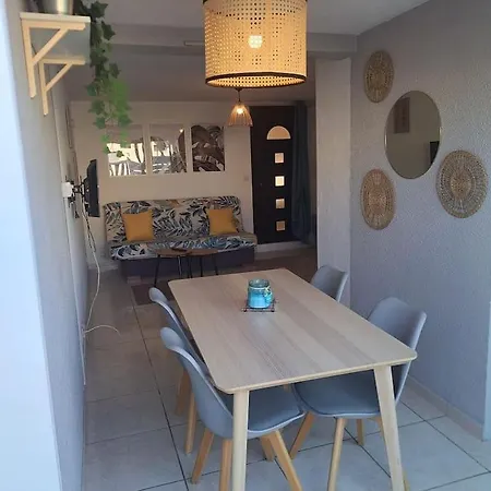Apartment Le Bosquet, Superbe Rez De Jardin, Parking, Clim,650m Grau D'agde