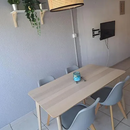 Apartment Le Bosquet, Superbe Rez De Jardin, Parking, Clim,650m Grau D'agde *